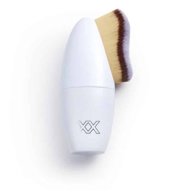 XX Revolution Defence XX Deep Cleansing Brush
